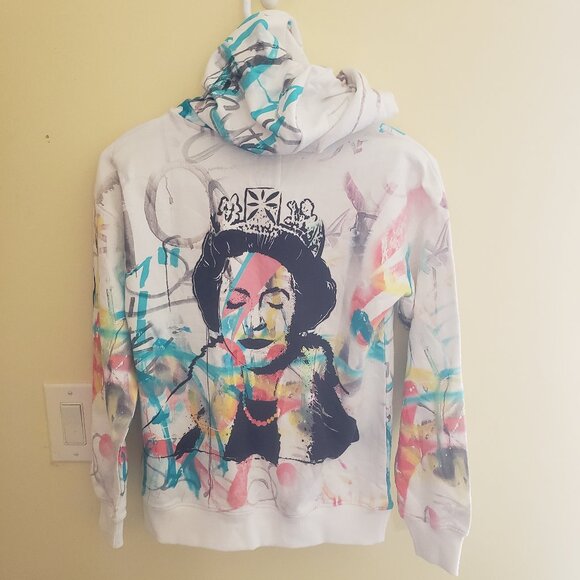 Girl's Youth Size 12 Guess Brandalized Grafitti by Banksy Queen Hoodie & Joggers - Picture 7 of 9